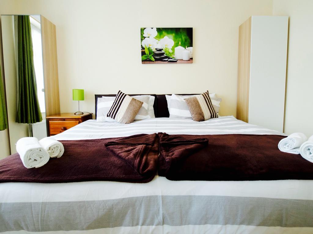 Gable Lodge London B&B Enfield Exterior foto